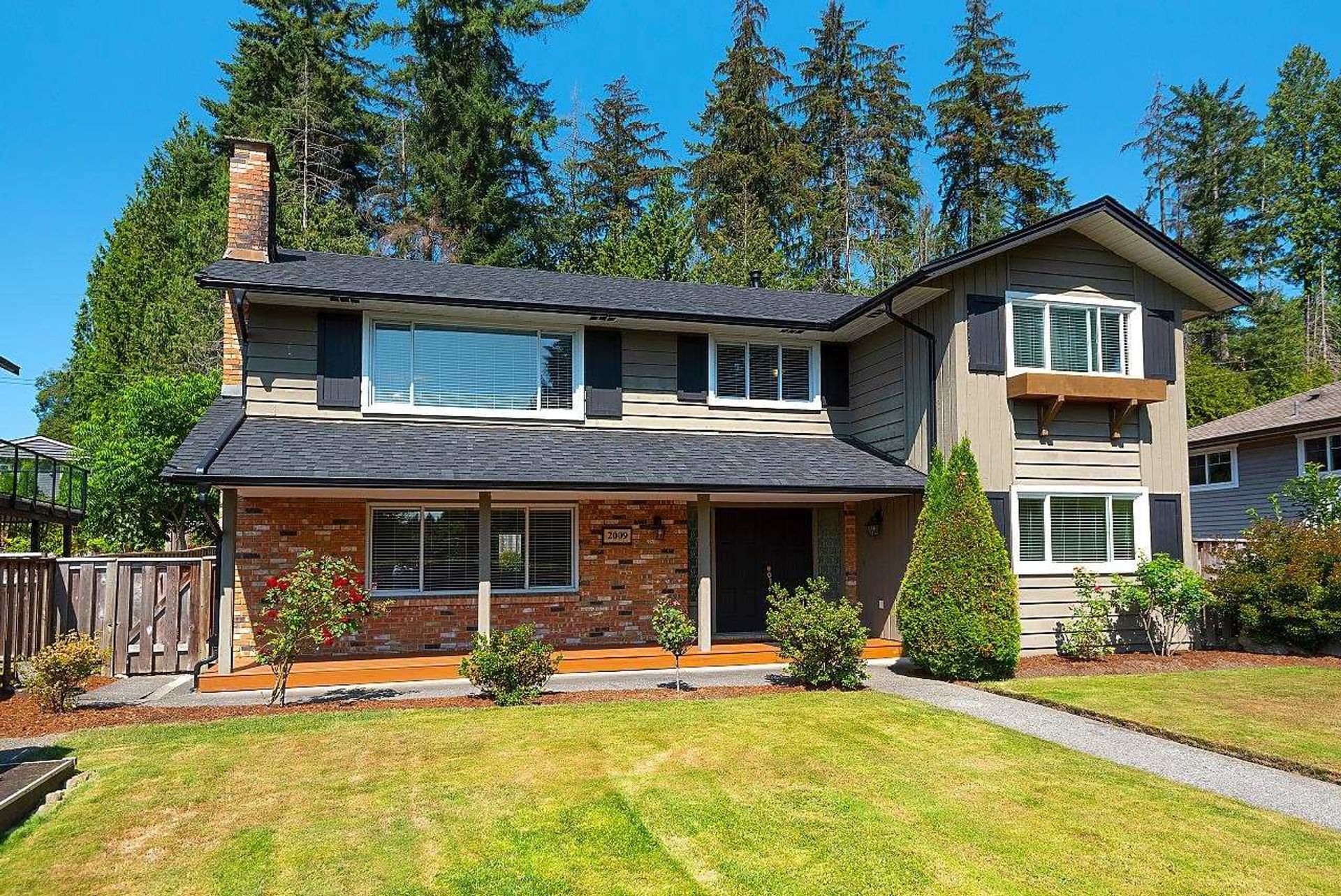 2009 Boulevard Crescent, Boulevard, North Vancouver  by Jason Jennings 2009 Boulevard Crescent, Boulevard, North Vancouver