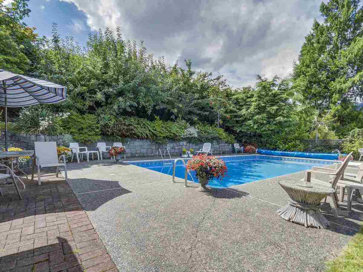 image-262114311-20.jpg at 677 N  Highway, Dollarton, North Vancouver image-262114311-20.jpg at 677 N  Highway, Dollarton, North Vancouver
