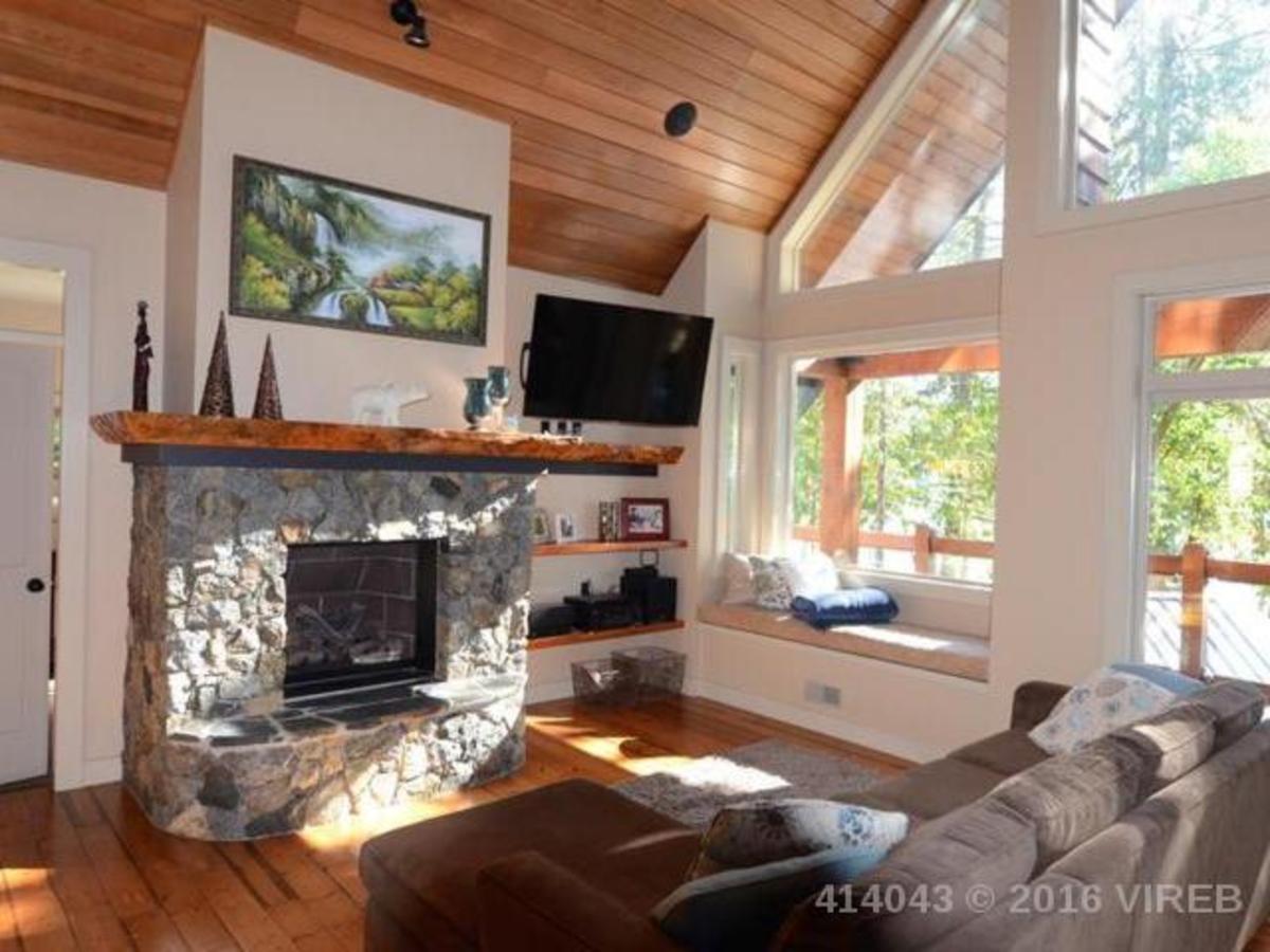9394-Creekside-Dr---12.jpeg at 9394 Creekside Drive 9394-Creekside-Dr---12.jpeg at 9394 Creekside Drive
