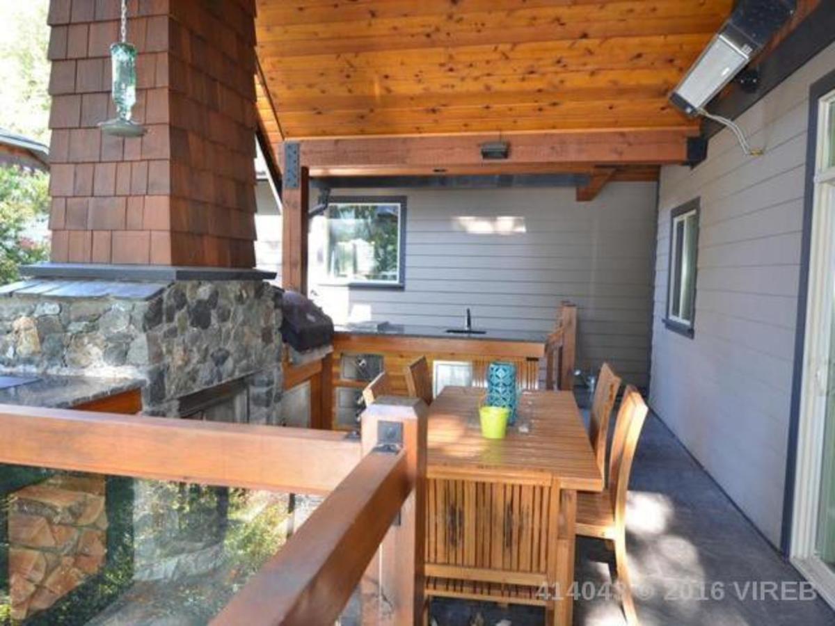 9394-Creekside-Dr---24.jpeg at 9394 Creekside Drive 9394-Creekside-Dr---24.jpeg at 9394 Creekside Drive