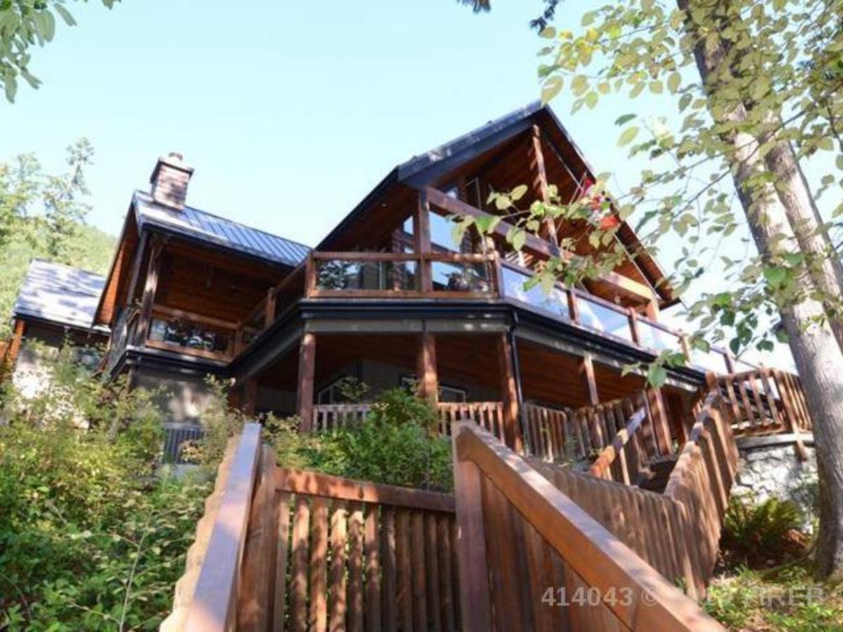 9394-Creekside-Dr---37.jpeg at 9394 Creekside Drive 9394-Creekside-Dr---37.jpeg at 9394 Creekside Drive