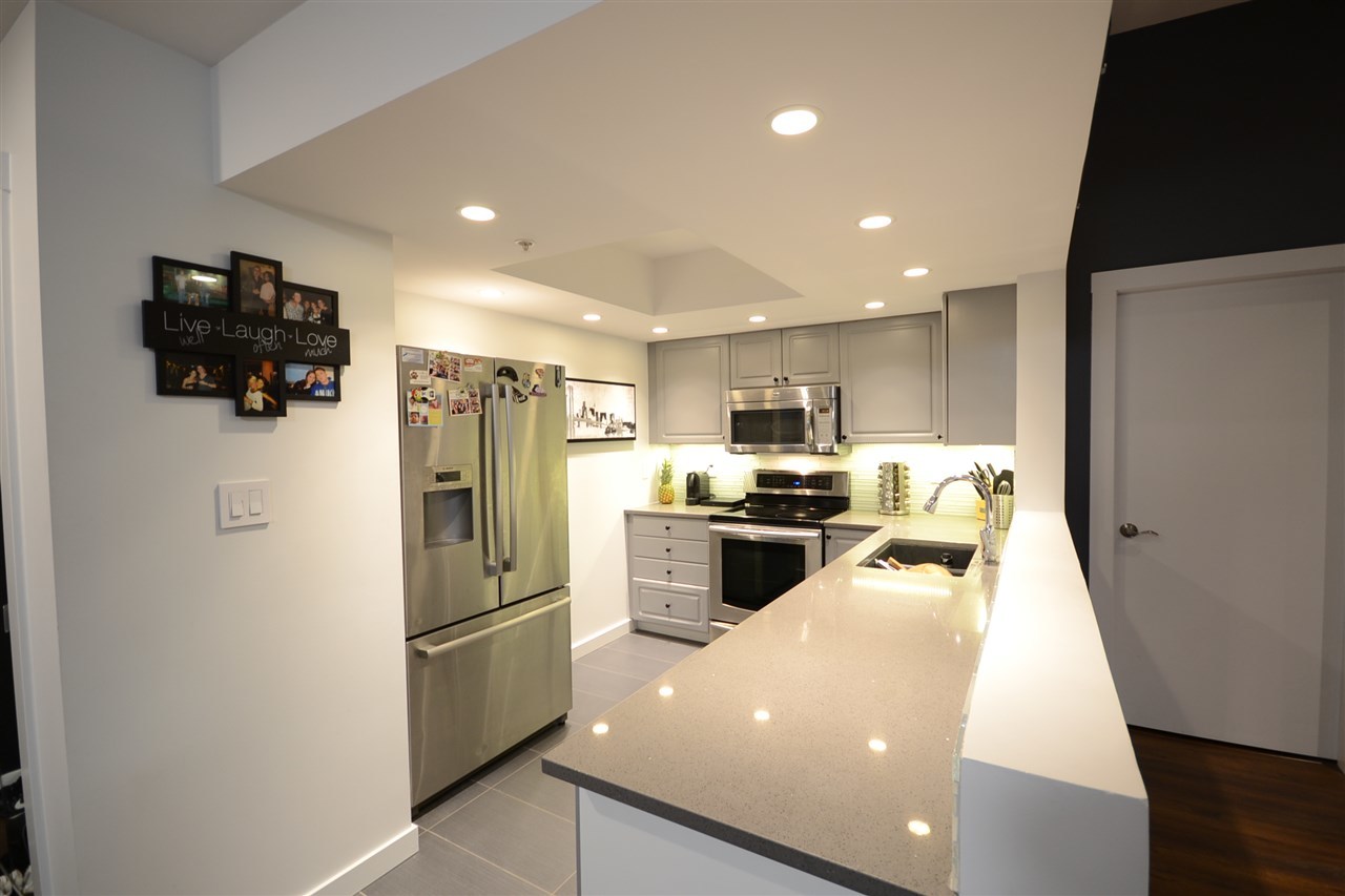 4.jpg at 411 - 220  Drive, North Shore Pt Moody, Port Moody 4.jpg at 411 - 220  Drive, North Shore Pt Moody, Port Moody