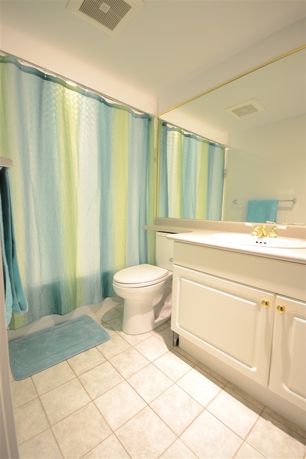9.jpg at 411 - 220  Drive, North Shore Pt Moody, Port Moody 9.jpg at 411 - 220  Drive, North Shore Pt Moody, Port Moody