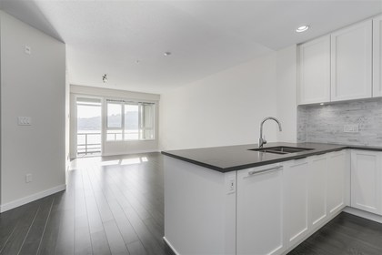 3825-cates-landing-way-dollarton-north-vancouver-04