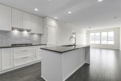3825-cates-landing-way-dollarton-north-vancouver-03