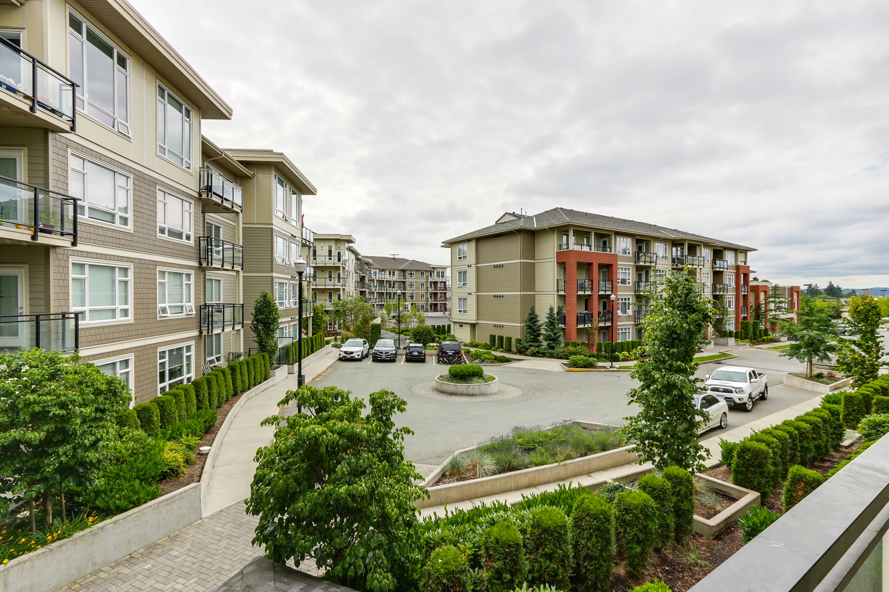 15 at C226 - 20211 66 Avenue, Willoughby Heights, Langley 15 at C226 - 20211 66 Avenue, Willoughby Heights, Langley