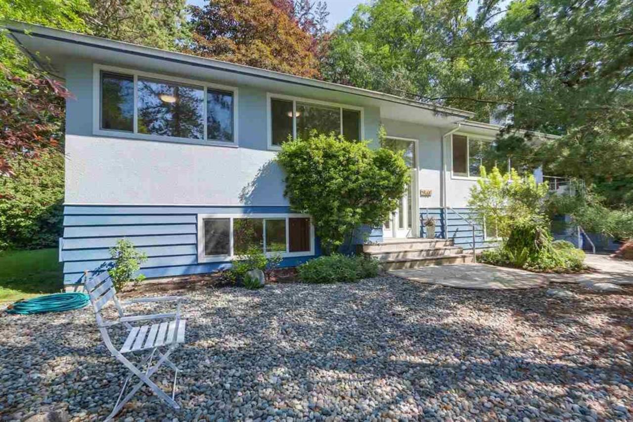 Photo of 2568 Byron Road, Blueridge NV, North Vancouver Photo of 2568 Byron Road, Blueridge NV, North Vancouver