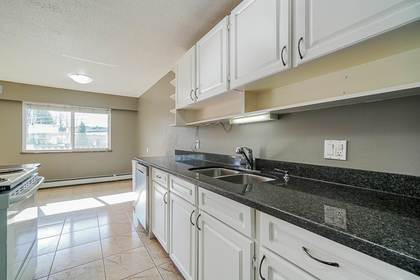 884-premier-street-lynnmour-north-vancouver-02