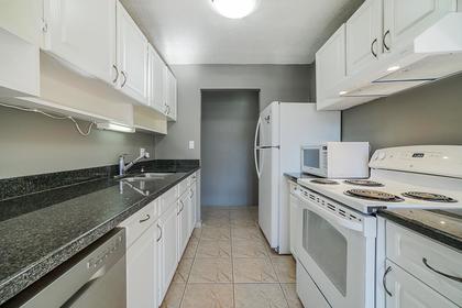 884-premier-street-lynnmour-north-vancouver-04