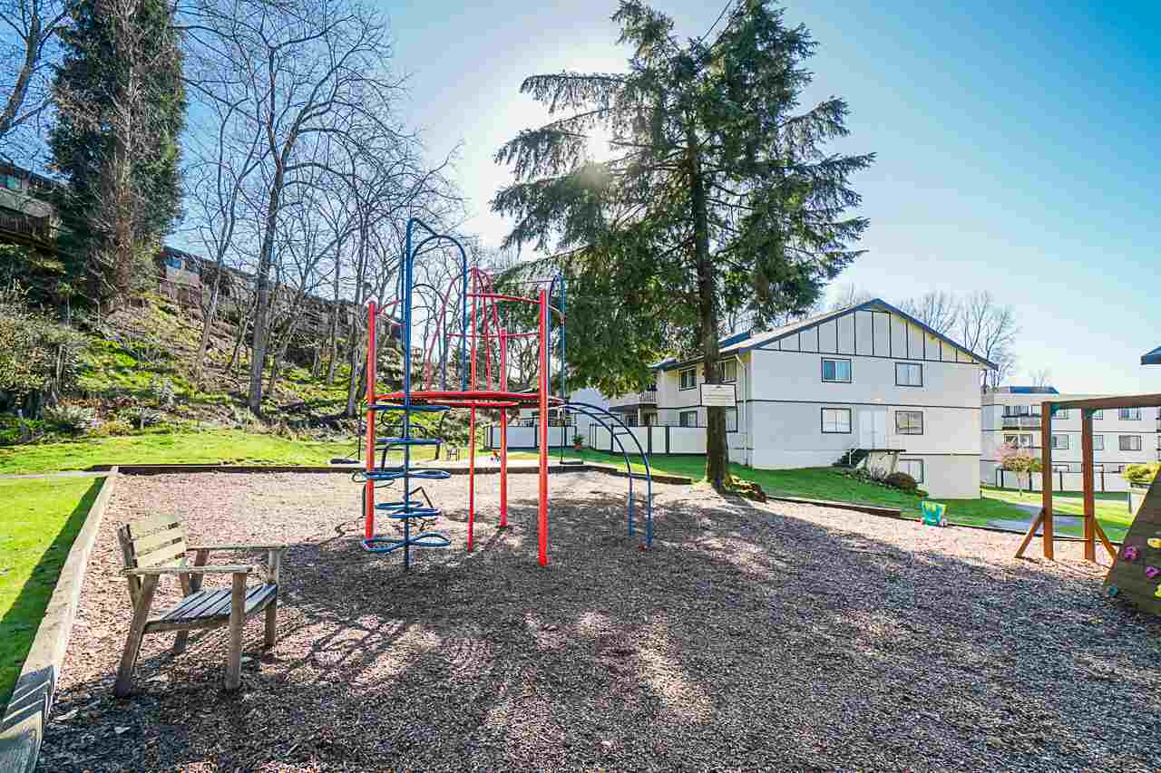 884-premier-street-lynnmour-north-vancouver-14 at 33 - 884 Premier Street, Lynnmour, North Vancouver 884-premier-street-lynnmour-north-vancouver-14 at 33 - 884 Premier Street, Lynnmour, North Vancouver