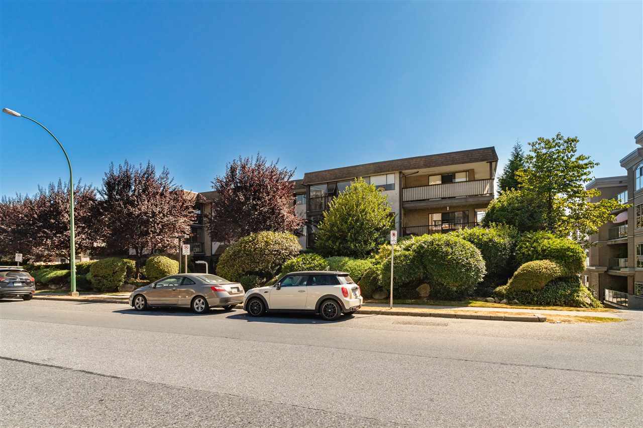 127-e-4th-street-lower-lonsdale-north-vancouver-28 at 201 - 127 E 4th Street, Lower Lonsdale, North Vancouver 127-e-4th-street-lower-lonsdale-north-vancouver-28 at 201 - 127 E 4th Street, Lower Lonsdale, North Vancouver