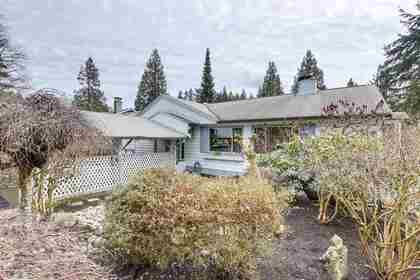 2649-sechelt-drive-blueridge-nv-north-vancouver-01
