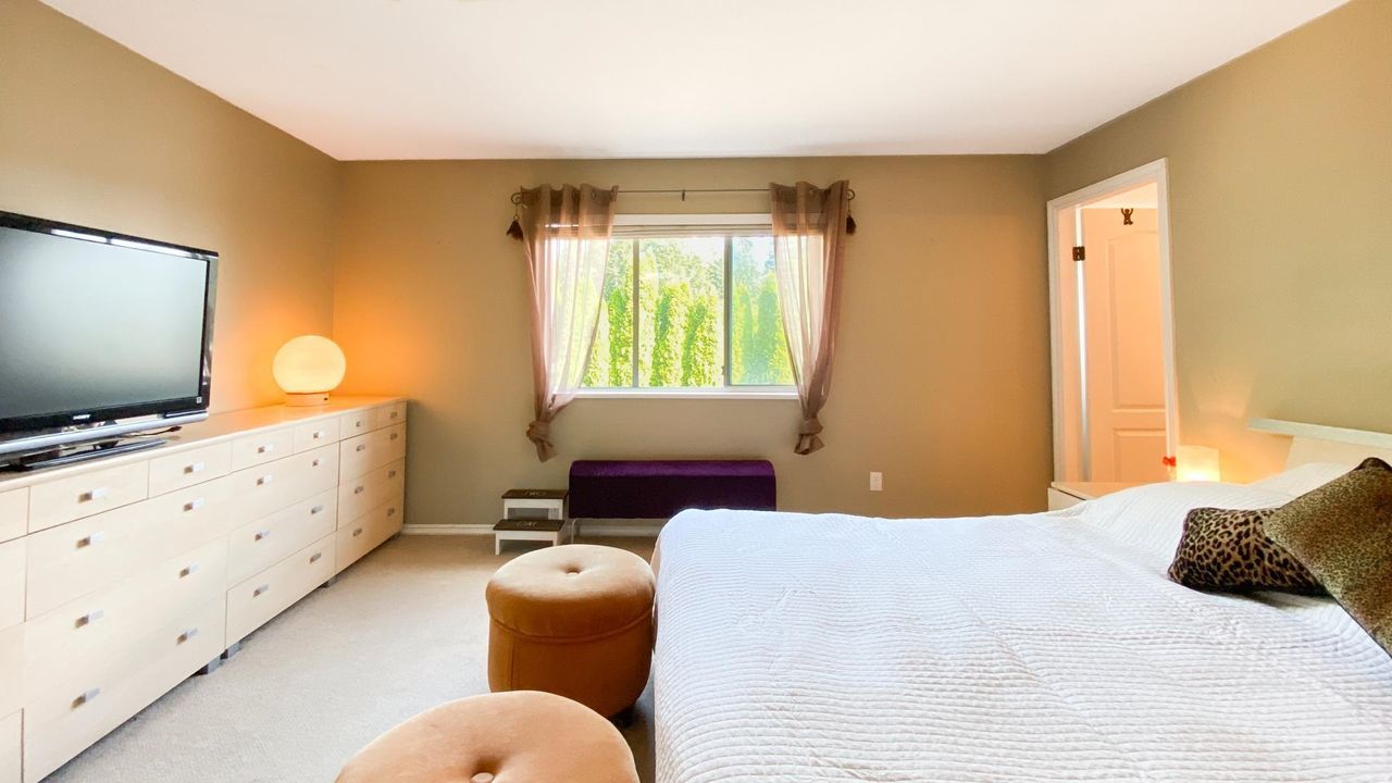 216-ravine-drive-heritage-mountain-port-moody-14 at 216 Ravine Drive, Heritage Mountain, Port Moody 216-ravine-drive-heritage-mountain-port-moody-14 at 216 Ravine Drive, Heritage Mountain, Port Moody