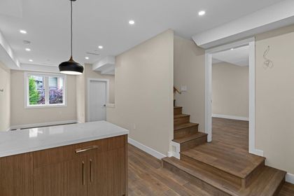 756-forsman-avenue-lynnmour-north-vancouver-03