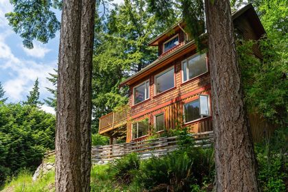 967-captain-cates-walk-bowen-island-bowen-island-01