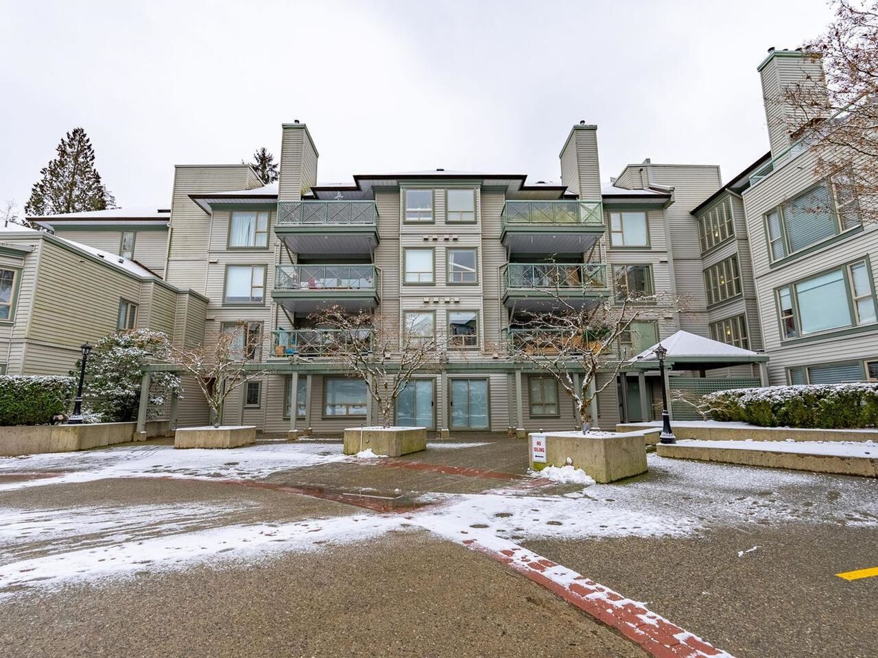 3658-banff-court-northlands-north-vancouver-04 at 212 - 3658 Banff Court 3658-banff-court-northlands-north-vancouver-04 at 212 - 3658 Banff Court