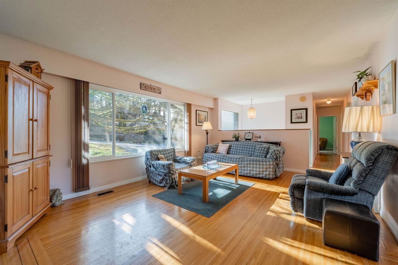 2147-anita-drive-mary-hill-port-coquitlam-12 at 2147 Anita Drive, Mary Hill, Port Coquitlam 2147-anita-drive-mary-hill-port-coquitlam-12 at 2147 Anita Drive, Mary Hill, Port Coquitlam