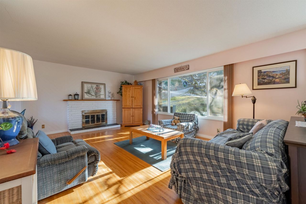 2147-anita-drive-mary-hill-port-coquitlam-13 at 2147 Anita Drive, Mary Hill, Port Coquitlam 2147-anita-drive-mary-hill-port-coquitlam-13 at 2147 Anita Drive, Mary Hill, Port Coquitlam