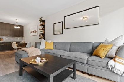 1033-st-georges-avenue-central-lonsdale-north-vancouver-04