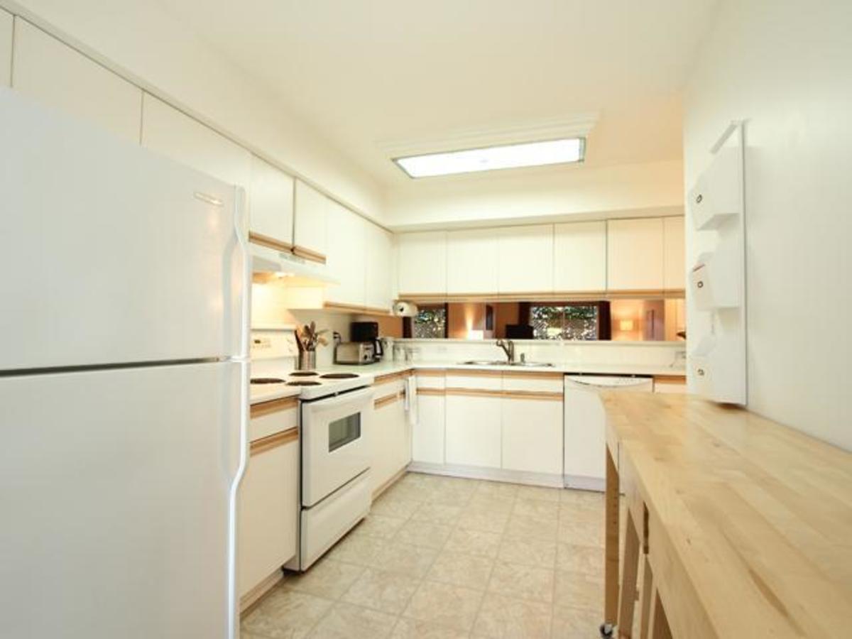 1518 W70th Condo for Sale - Marpole - Vancouver West - 6 at 106 - 1518 W70 TH AVE 1518 W70th Condo for Sale - Marpole - Vancouver West - 6 at 106 - 1518 W70 TH AVE