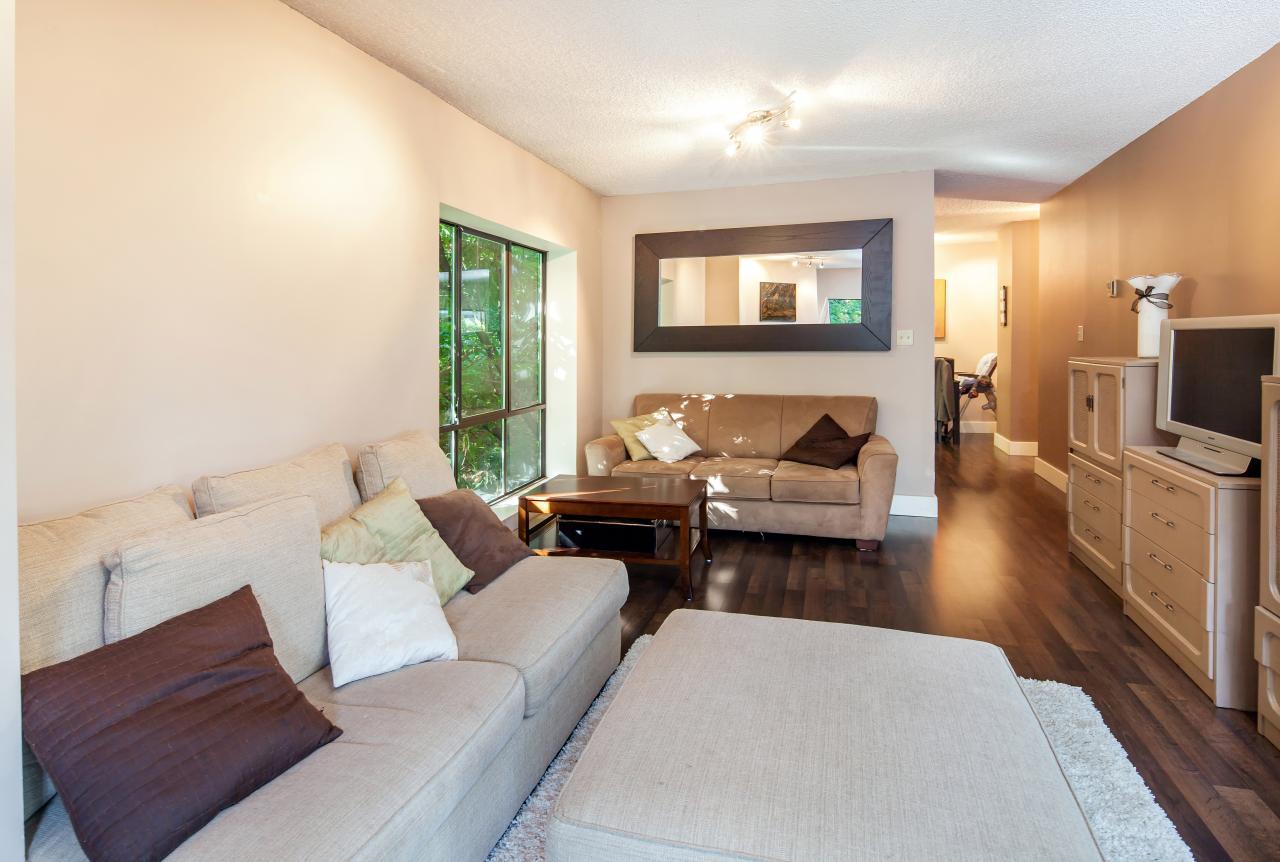 suttn_gallant_4323-105 (10 of 19) at #105 - 4323 Gallant Ave, Deep Cove, North Vancouver suttn_gallant_4323-105 (10 of 19) at #105 - 4323 Gallant Ave, Deep Cove, North Vancouver