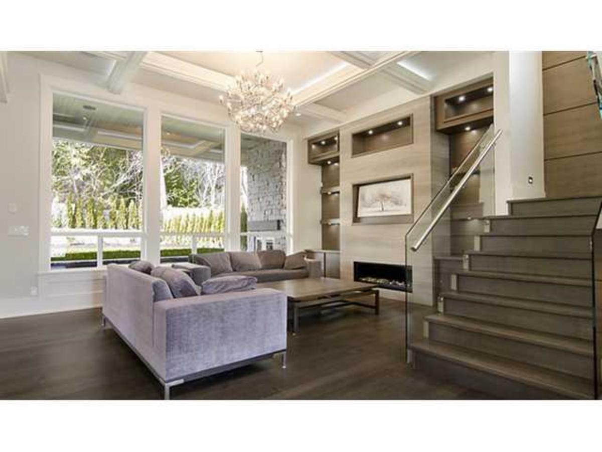 4 at 932 Handsworth Rd, Canyon Heights, North Vancouver 4 at 932 Handsworth Rd, Canyon Heights, North Vancouver