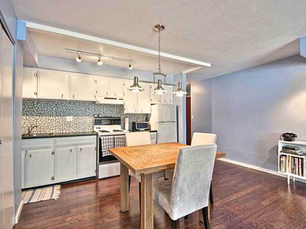 3 at 203 - 2055 Pendrell St 3 at 203 - 2055 Pendrell St