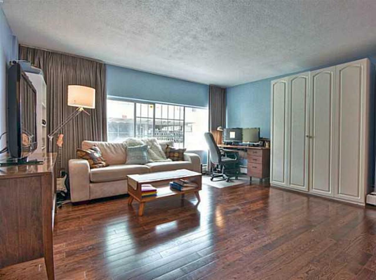 7 at 203 - 2055 Pendrell St 7 at 203 - 2055 Pendrell St