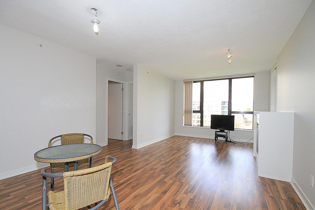 E140112 at 512 - 7063 Hall Ave E140112 at 512 - 7063 Hall Ave