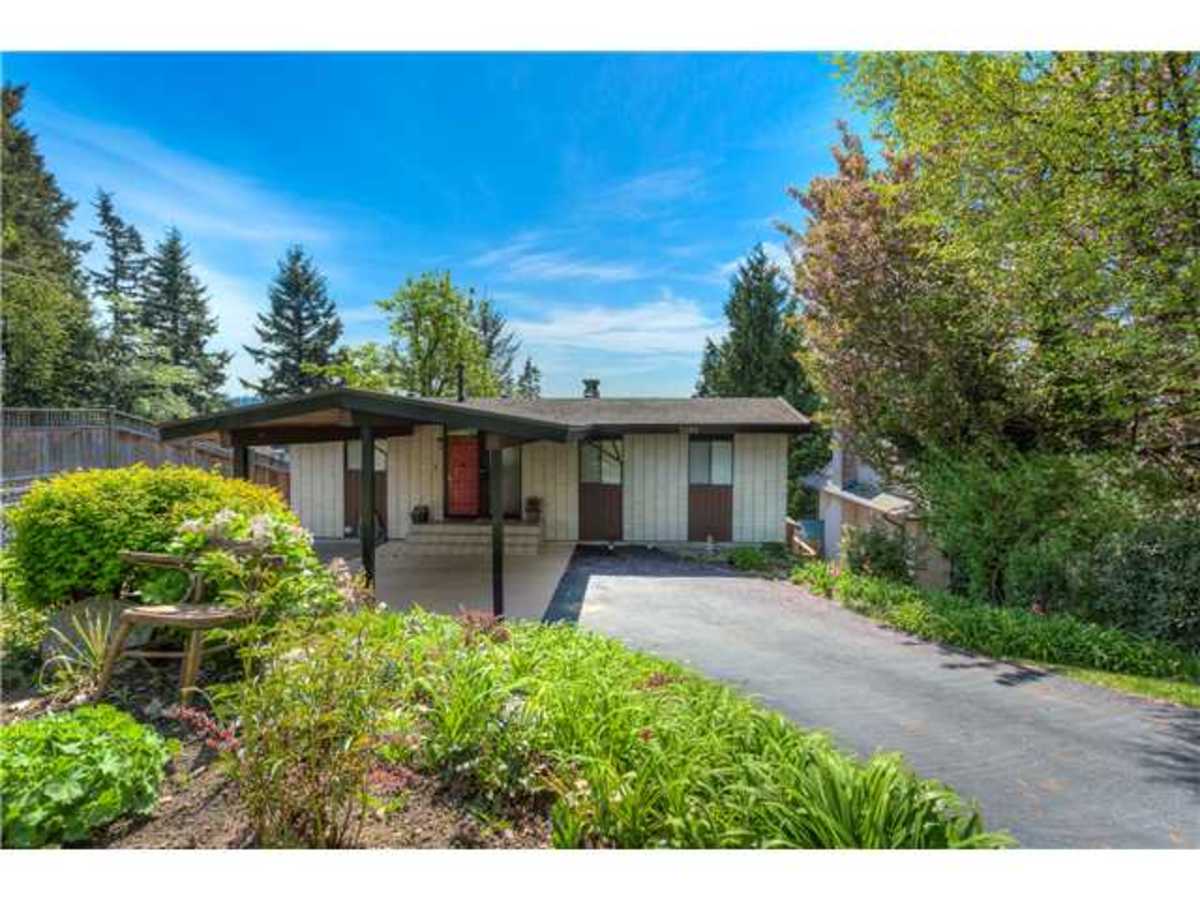 2 at 2082 Concord Ave 2 at 2082 Concord Ave