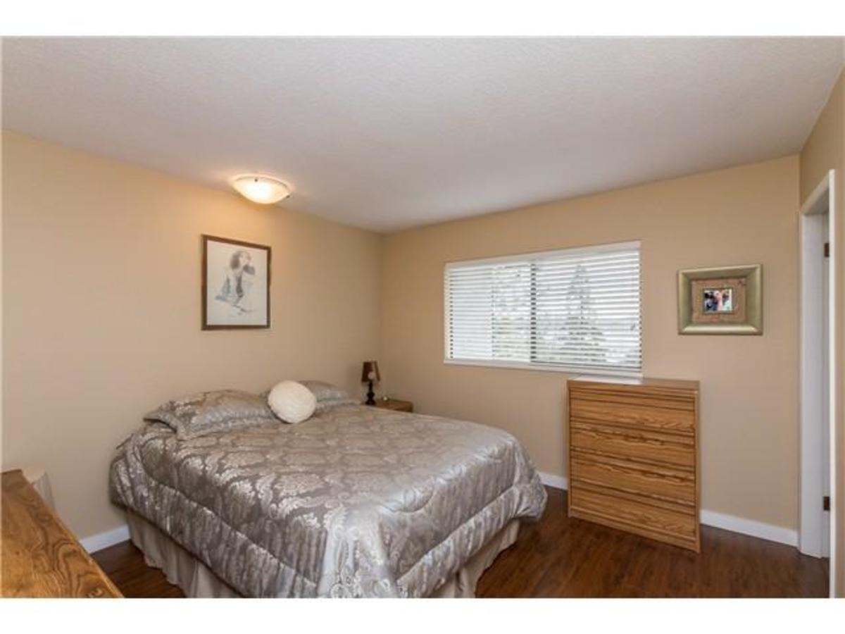 8 at 2082 Concord Ave 8 at 2082 Concord Ave