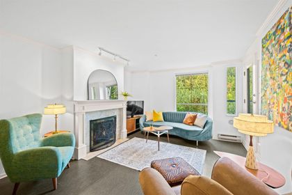 4390-gallant-avenue-deep-cove-north-vancouver-01