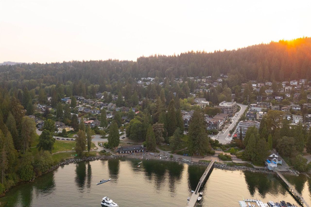 4390-gallant-avenue-deep-cove-north-vancouver-29 at 102 - 4390 Gallant Avenue, Deep Cove, North Vancouver 4390-gallant-avenue-deep-cove-north-vancouver-29 at 102 - 4390 Gallant Avenue, Deep Cove, North Vancouver