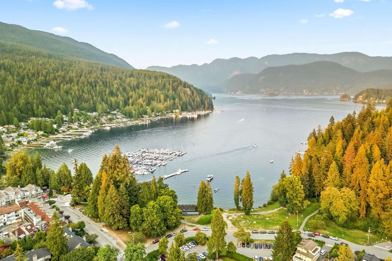 4390-gallant-avenue-deep-cove-north-vancouver-31 at 102 - 4390 Gallant Avenue, Deep Cove, North Vancouver 4390-gallant-avenue-deep-cove-north-vancouver-31 at 102 - 4390 Gallant Avenue, Deep Cove, North Vancouver
