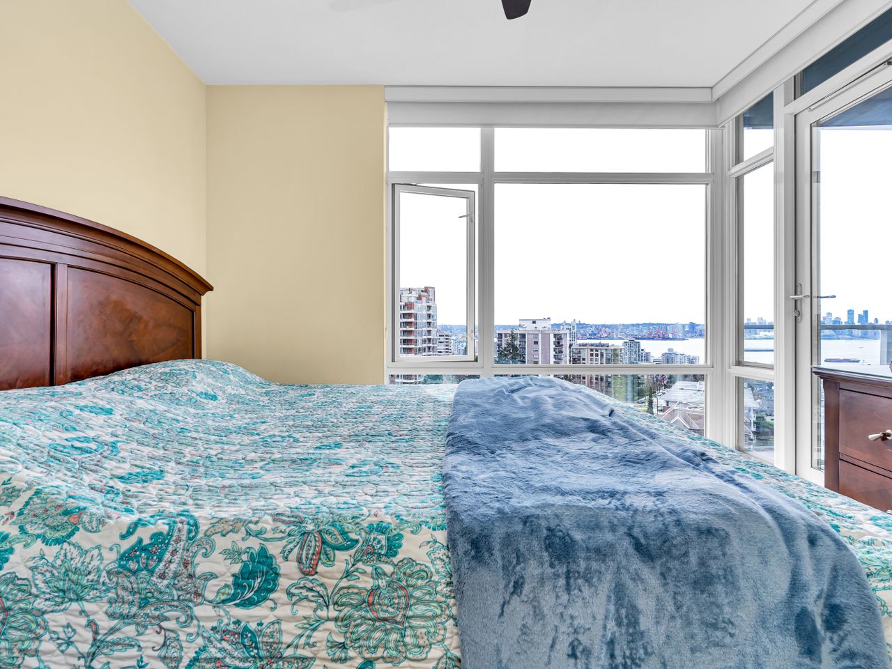 realty_studios_real_estate_photography-27 at 903 - 1320 Chesterfield Avenue, Central Lonsdale, North Vancouver realty_studios_real_estate_photography-27 at 903 - 1320 Chesterfield Avenue, Central Lonsdale, North Vancouver