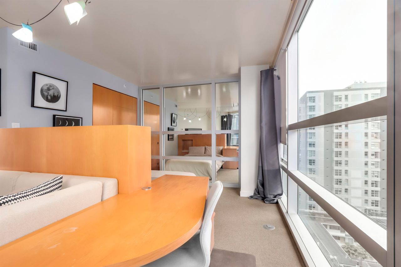 1050-burrard-street-downtown-vw-vancouver-west-09 at 1404 - 1050 Burrard Street, Downtown VW, Vancouver West 1050-burrard-street-downtown-vw-vancouver-west-09 at 1404 - 1050 Burrard Street, Downtown VW, Vancouver West