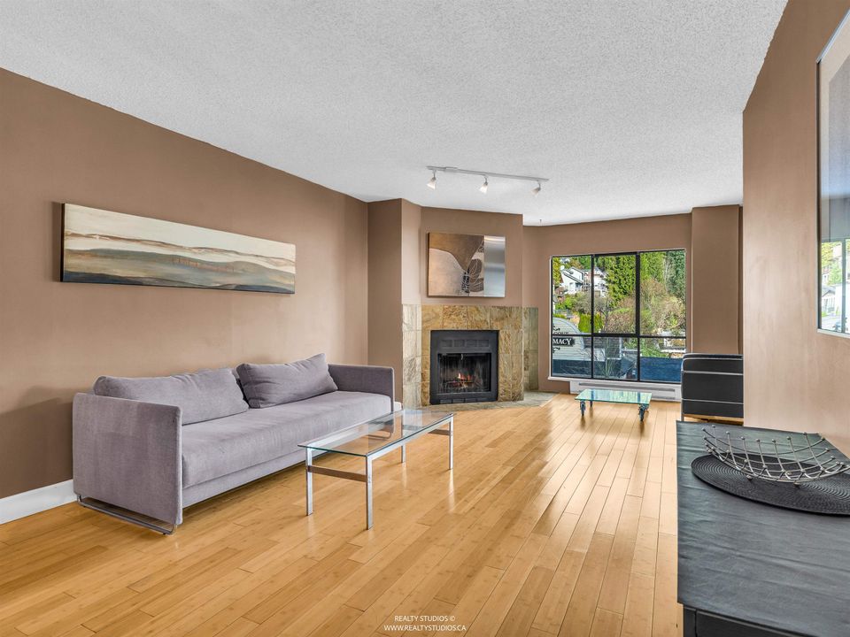 4323-gallant-avenue-deep-cove-north-vancouver-05