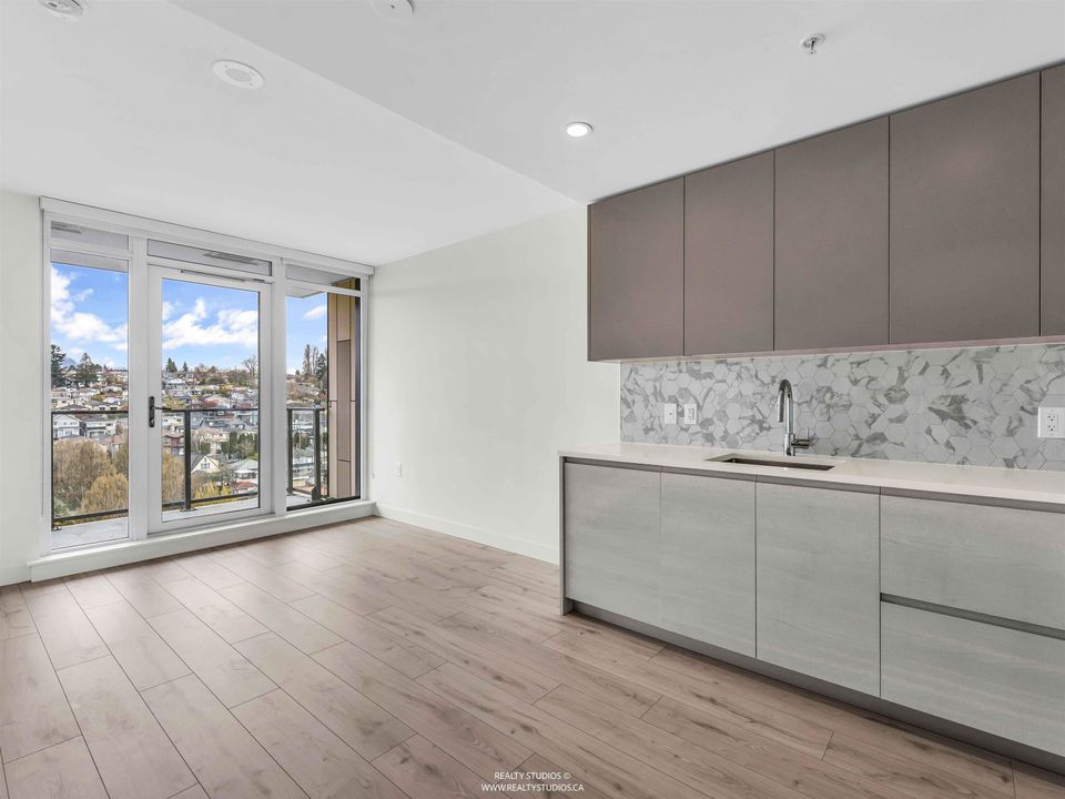 8181-chester-street-south-vancouver-vancouver-east-03