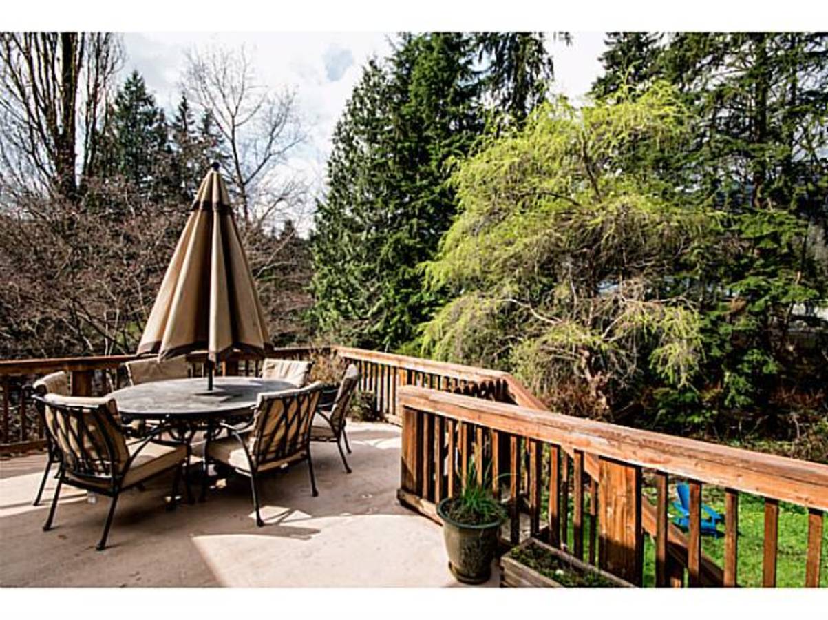 image-261607028-14.jpg at 4454  Road, Deep Cove, North Vancouver image-261607028-14.jpg at 4454  Road, Deep Cove, North Vancouver