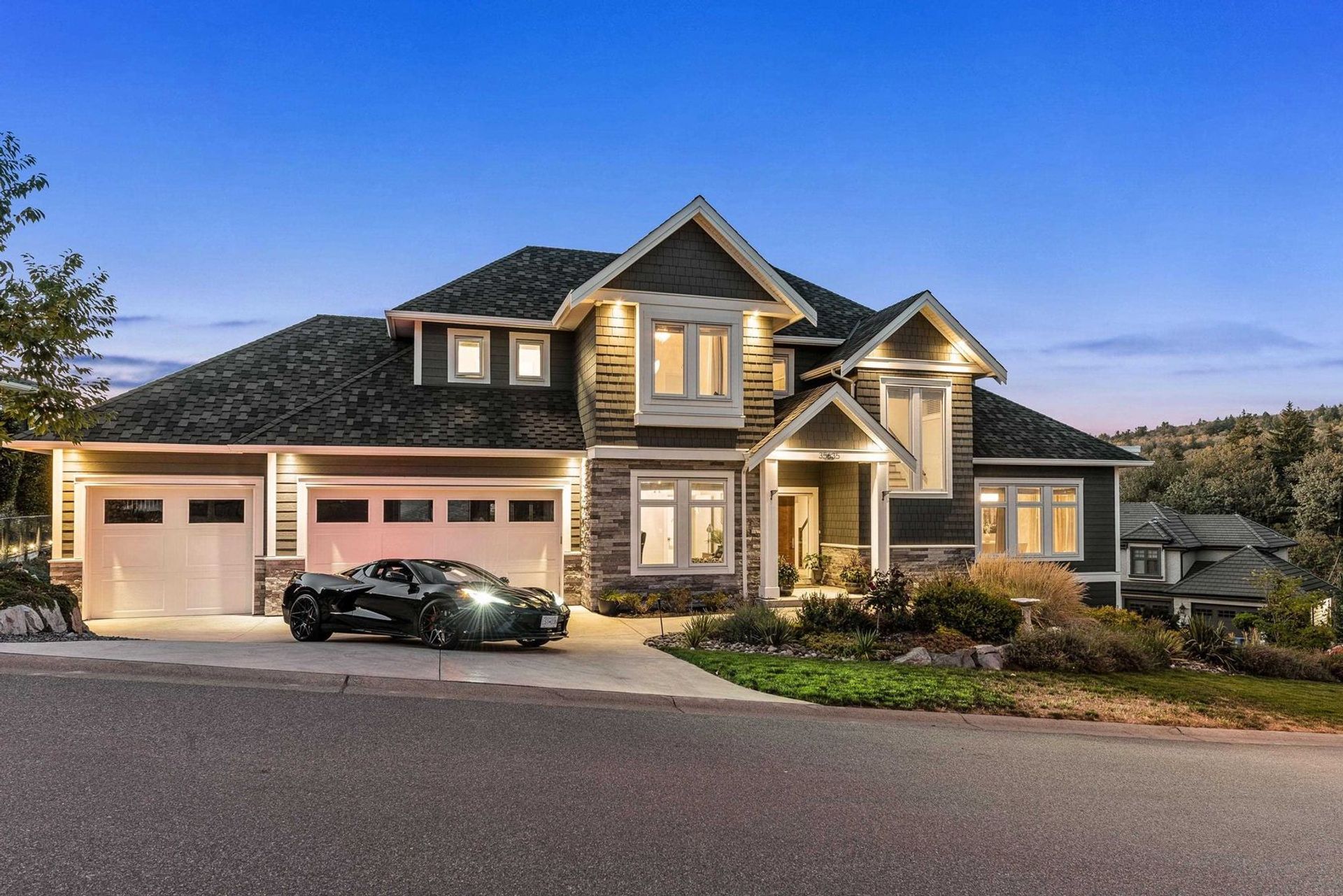 35635 Eagle Peak Drive, Abbotsford East, Abbotsford photo number 1 35635 Eagle Peak Drive, Abbotsford East, Abbotsford photo number 1