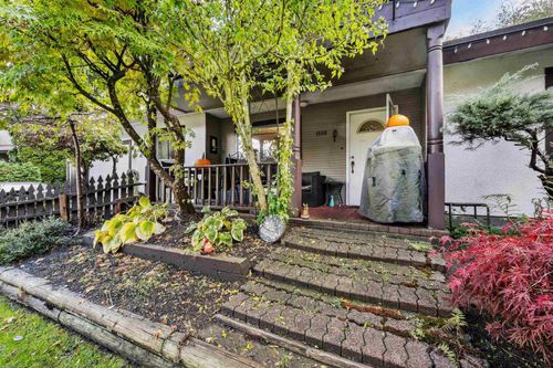 1550-shaughnessy-street-mary-hill-port-coquitlam-05 at 1550 Shaughnessy Street, Mary Hill, Port Coquitlam 1550-shaughnessy-street-mary-hill-port-coquitlam-05 at 1550 Shaughnessy Street, Mary Hill, Port Coquitlam