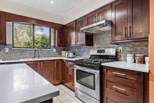 1550-shaughnessy-street-mary-hill-port-coquitlam-13 at 1550 Shaughnessy Street, Mary Hill, Port Coquitlam 1550-shaughnessy-street-mary-hill-port-coquitlam-13 at 1550 Shaughnessy Street, Mary Hill, Port Coquitlam