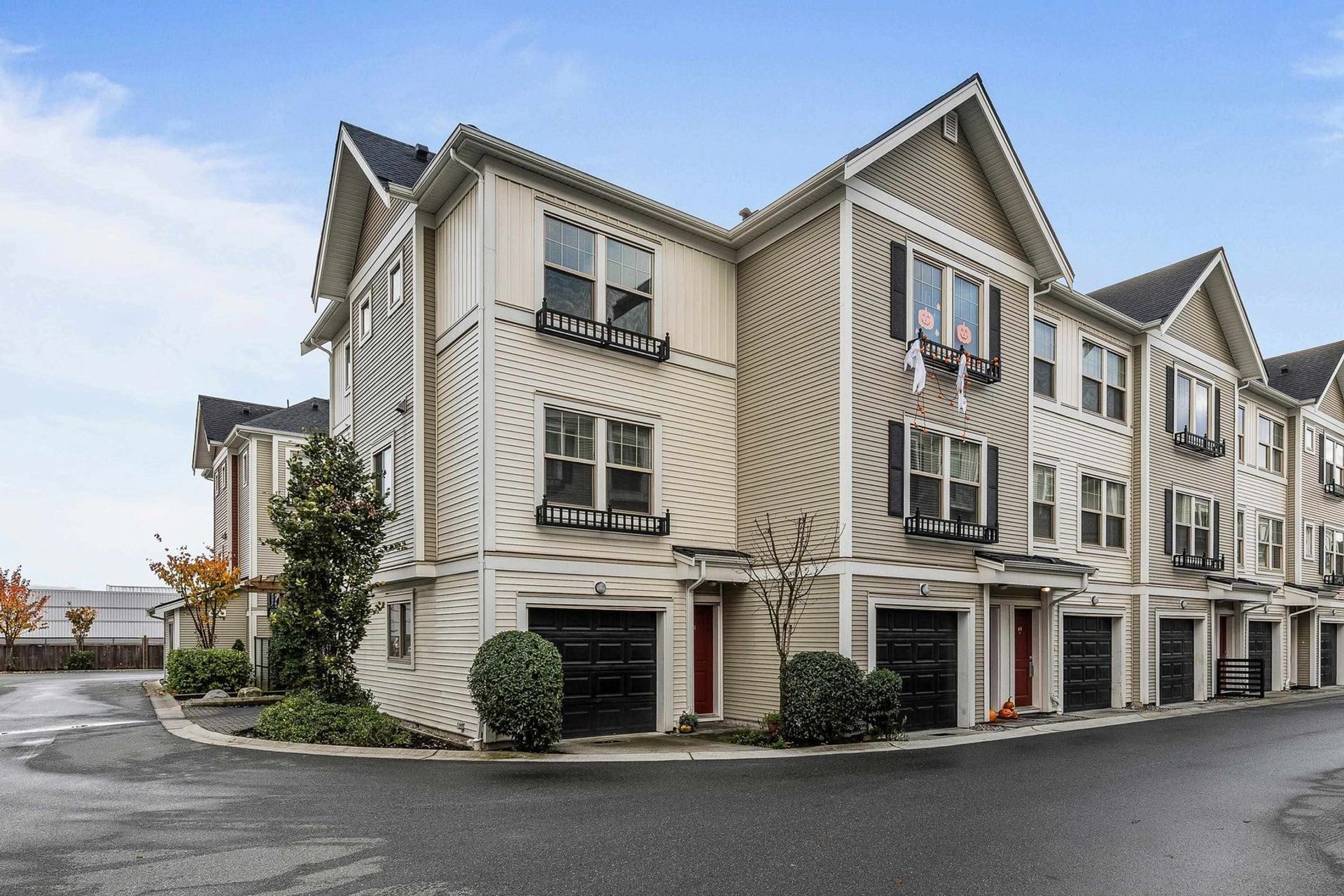 71 - 32633 Simon Avenue, Abbotsford West, Abbotsford photo number 1 71 - 32633 Simon Avenue, Abbotsford West, Abbotsford photo number 1