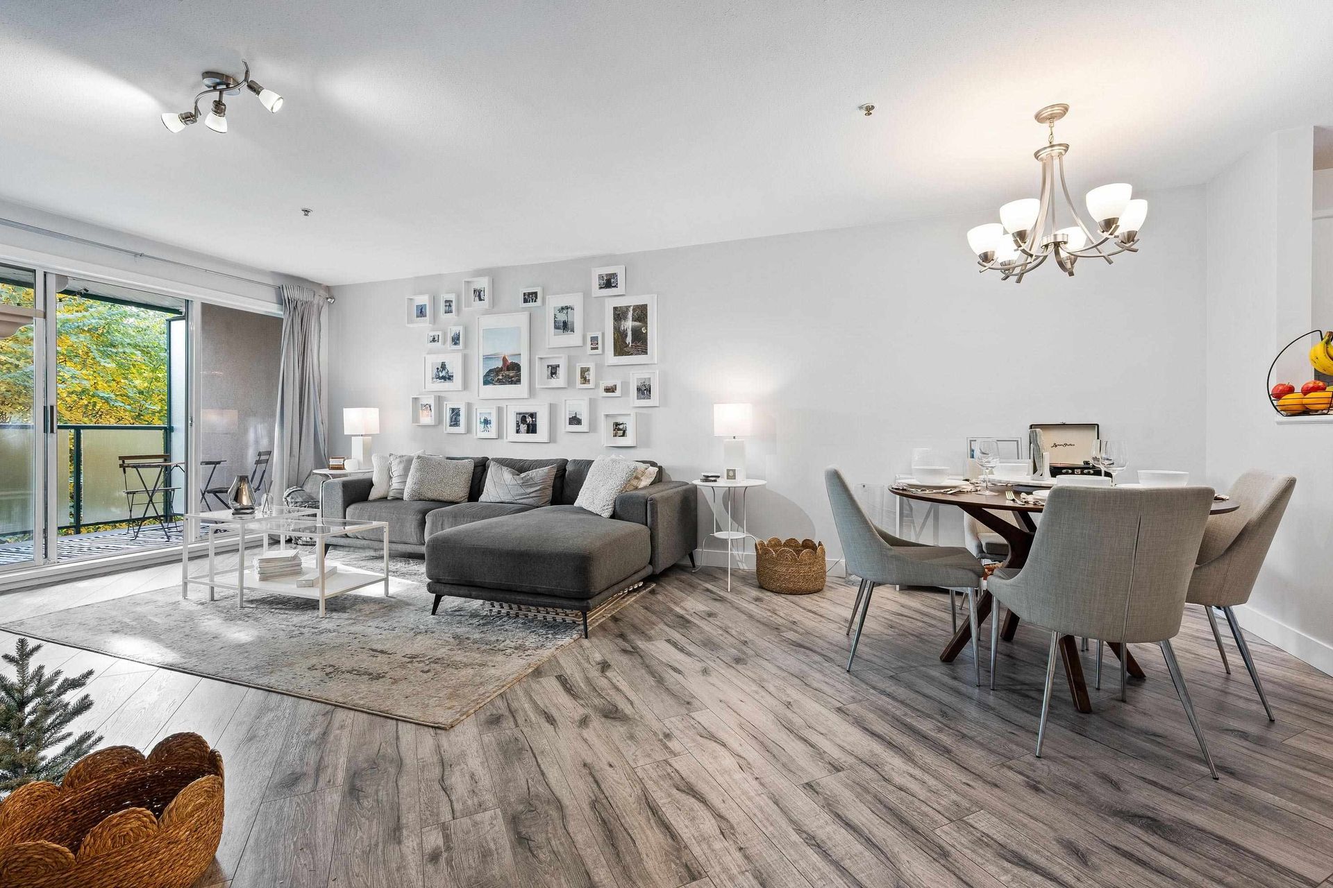 301 - 2964 Trethewey Street, Abbotsford West, Abbotsford photo number 1 301 - 2964 Trethewey Street, Abbotsford West, Abbotsford photo number 1