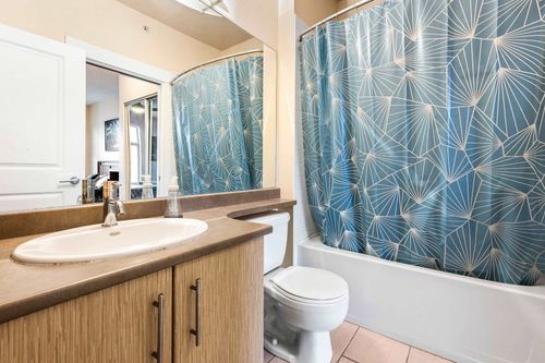 at 402 - 33546 Holland Avenue, Central Abbotsford, Abbotsford  at 402 - 33546 Holland Avenue, Central Abbotsford, Abbotsford