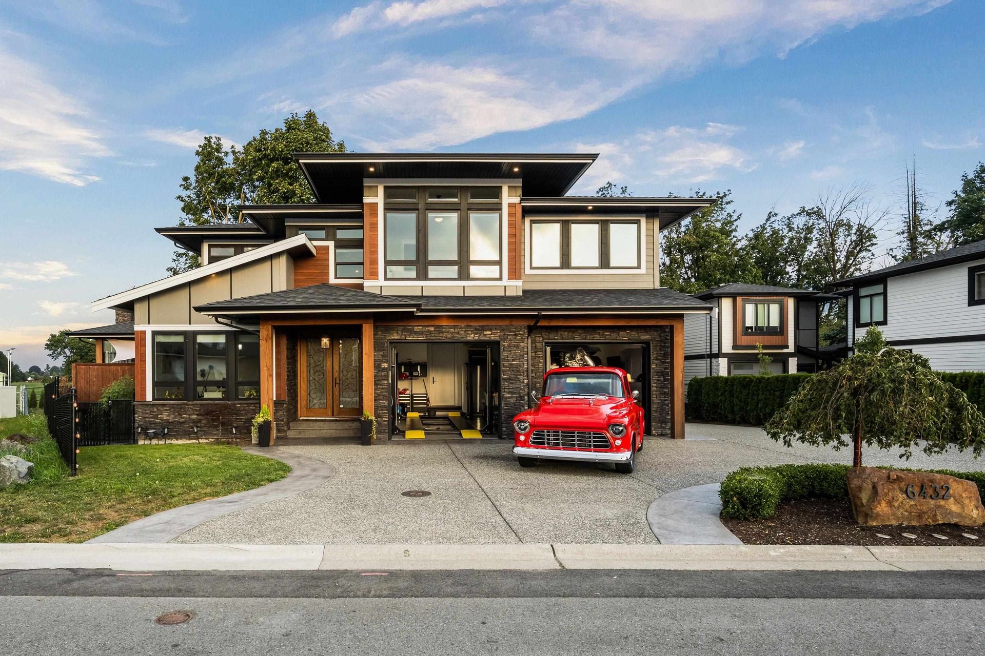 6432 Fairway Street, Sardis South, Sardis photo number 1