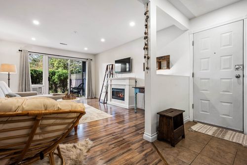 34909-old-yale-road-abbotsford-east-abbotsford-02 at 813 - 34909 Old Yale Road, Abbotsford East, Abbotsford