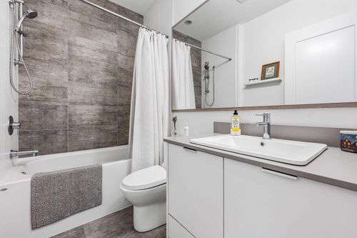 2493-montrose-avenue-central-abbotsford-abbotsford-24 at 519 - 2493 Montrose Avenue, Central Abbotsford, Abbotsford