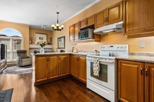 3172-gladwin-road-central-abbotsford-abbotsford-15 at 402 - 3172 Gladwin Road, Central Abbotsford, Abbotsford