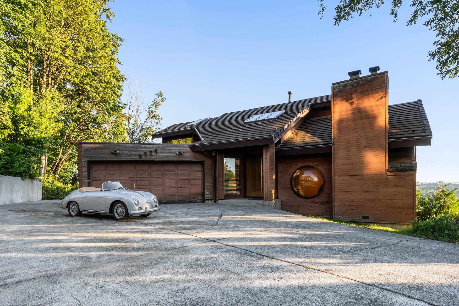 2732 2774 Lucern Crescent, Abbotsford East, Abbotsford photo number 1